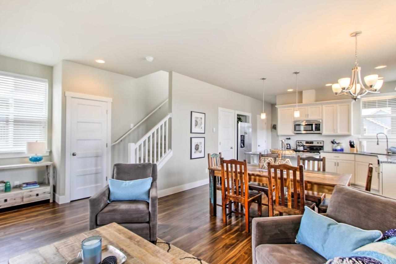Ocean Shores House With Hot Tub - Walk To Beach Bagian luar foto